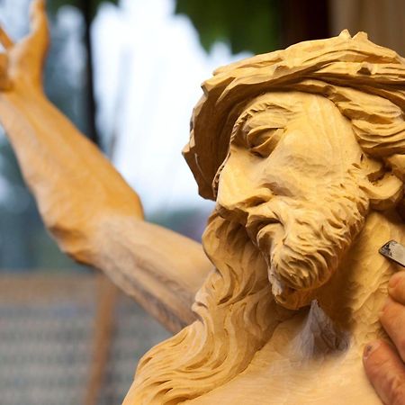 Ferienwohnungen Alpenflair - Barrierefrei Urlauben Oberammergau Esterno foto